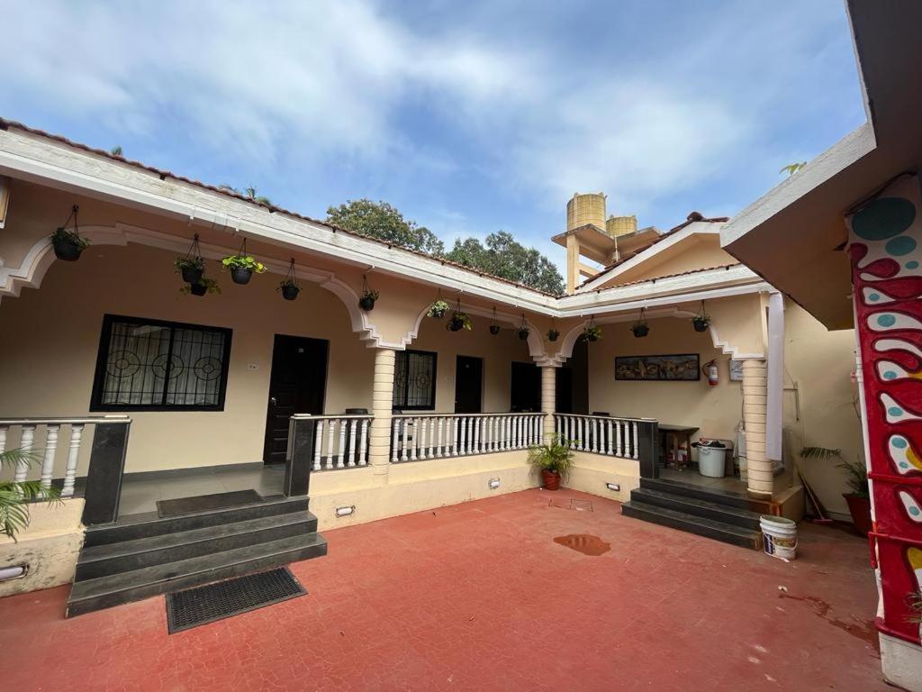 Vagator House Resort Goa Extérieur photo